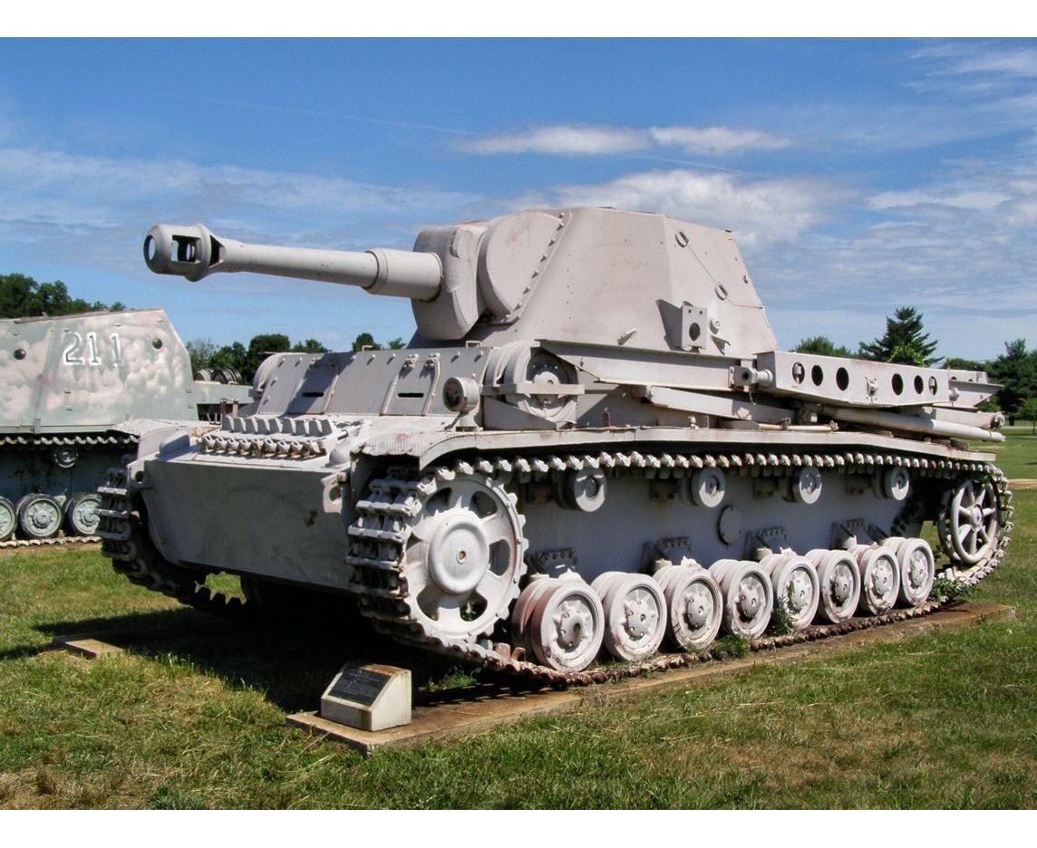 Немецкие артиллерийские танки. Heuschrecke 10. САУ Heuschrecke 10.. Heuschrecke 10 самоходная артиллерия Германии периода второй мировой войны. Абердинский танковый музей.
