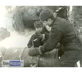  ЕЕ35099 Набор бочек и канистр 1941-45 гг. 1:35 tm02757 купить в твоимодели.рф