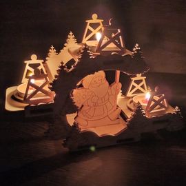 Изделия из дерева (фанеры) Подставка новогодняя для свечек с дедом морозом и елками tm-19-9358 купить в твоимодели.рф