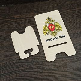 Изделия из дерева (фанеры) Подставка для мобильного телефона смартфона с логотипом МЧС России (3DLV-19-9492) tm-19-9492 купить в твоимодели.рф