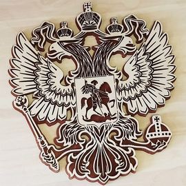 Изделия из дерева (фанеры) Герб Российской Федерации из дерева 32 см на стену, Двуглавый орел РФ, панно в кабинет, подарок, сувенир tm-07-23-g-2 купить в твоимодели.рф