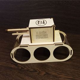 Изделия из дерева (фанеры) Подставка для баночного пива танк  (Танк для пива, подарок на 23 февраля) [Своих не бросаем] tm-19-9415-4 купить в твоимодели.рф