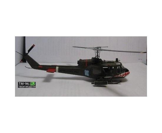 Склеиваемые модели  Italeri 040 UH-1B Huey ﻿Вертолет США 1/72 tm09670 купить в твоимодели.рф