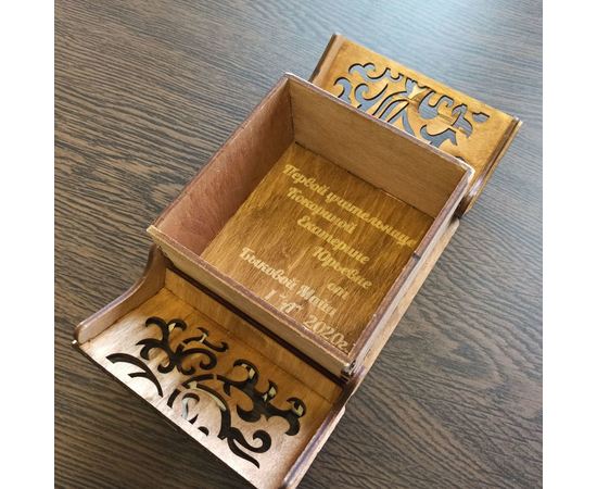 Изделия из дерева (фанеры) Шкатулка в подарок учителю на 1 сентября tm-19-9295 купить в твоимодели.рф
