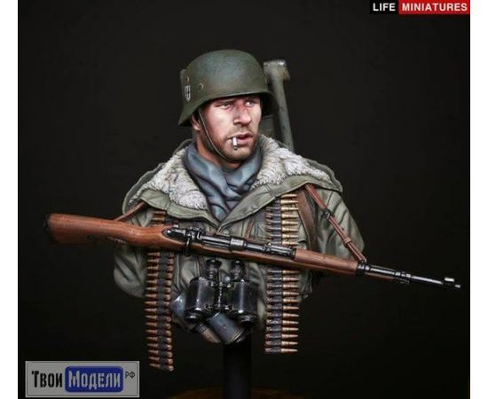 Склеиваемые модели  LM-B008 Немецкий солдат Мертвая голова, Харьков 1943 1/10 tm01481 купить в твоимодели.рф