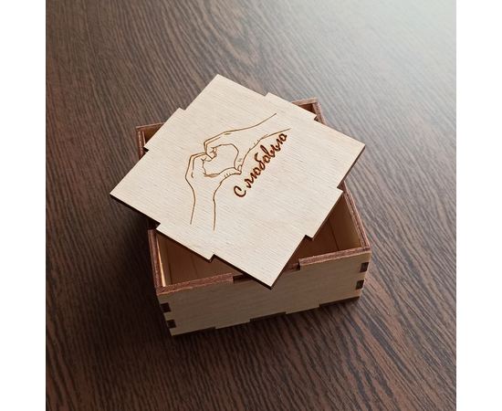 Изделия из дерева (фанеры) Деревянная подарочная упаковка, коробка для сувениров, лазерная подарок с логотипом "Сердце" с рисунком эксклюзивно из России tm-19-9500 купить в твоимодели.рф