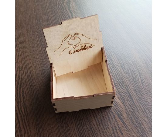 Изделия из дерева (фанеры) Деревянная подарочная упаковка, коробка для сувениров, лазерная подарок с логотипом "Сердце" с рисунком эксклюзивно из России tm-19-9500 купить в твоимодели.рф